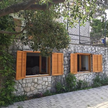 Cozy Place On The Beach Apartment Trogir Luaran gambar