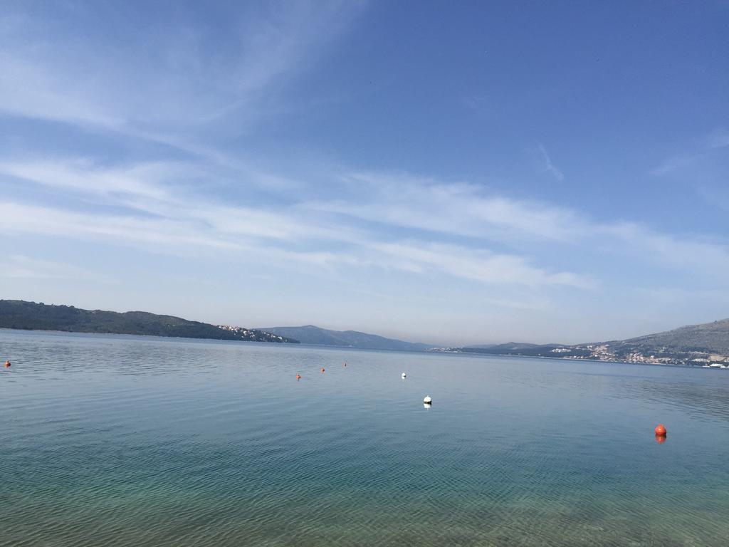 Cozy Place On The Beach Apartment Trogir Luaran gambar