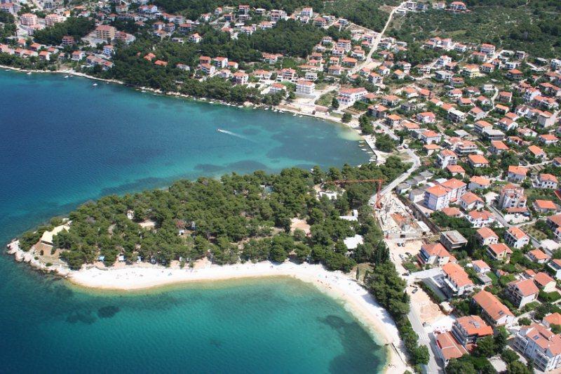 Cozy Place On The Beach Apartment Trogir Luaran gambar