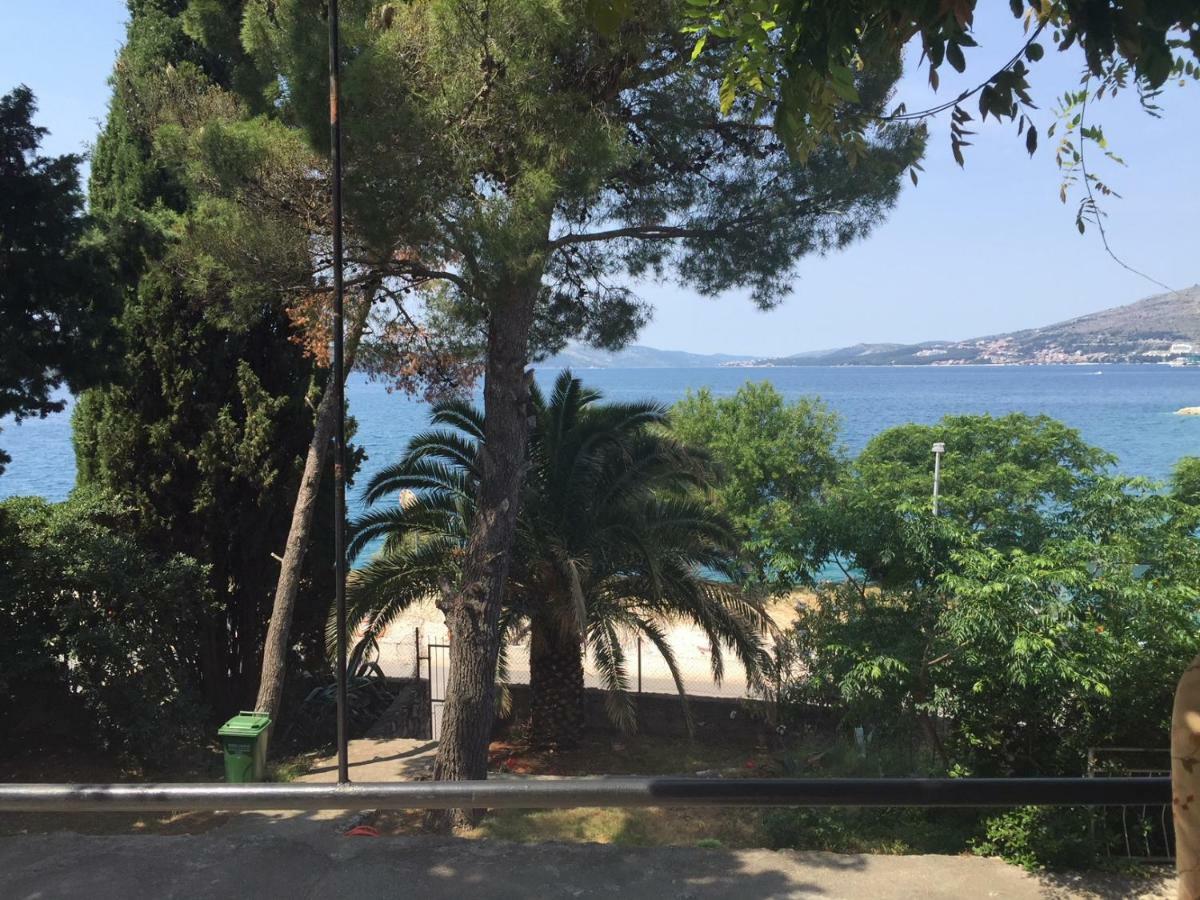 Cozy Place On The Beach Apartment Trogir Luaran gambar